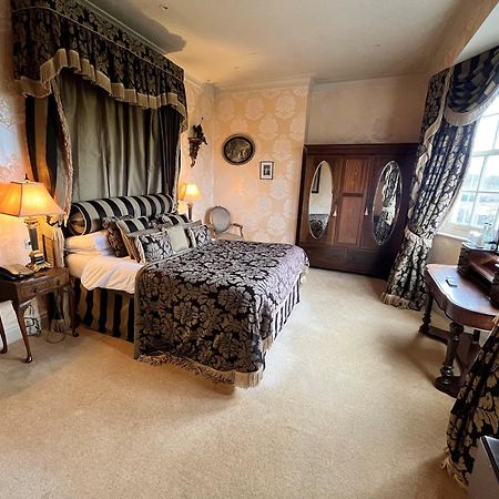 Ye Olde Bell Hotel & Spa Retford Esterno foto