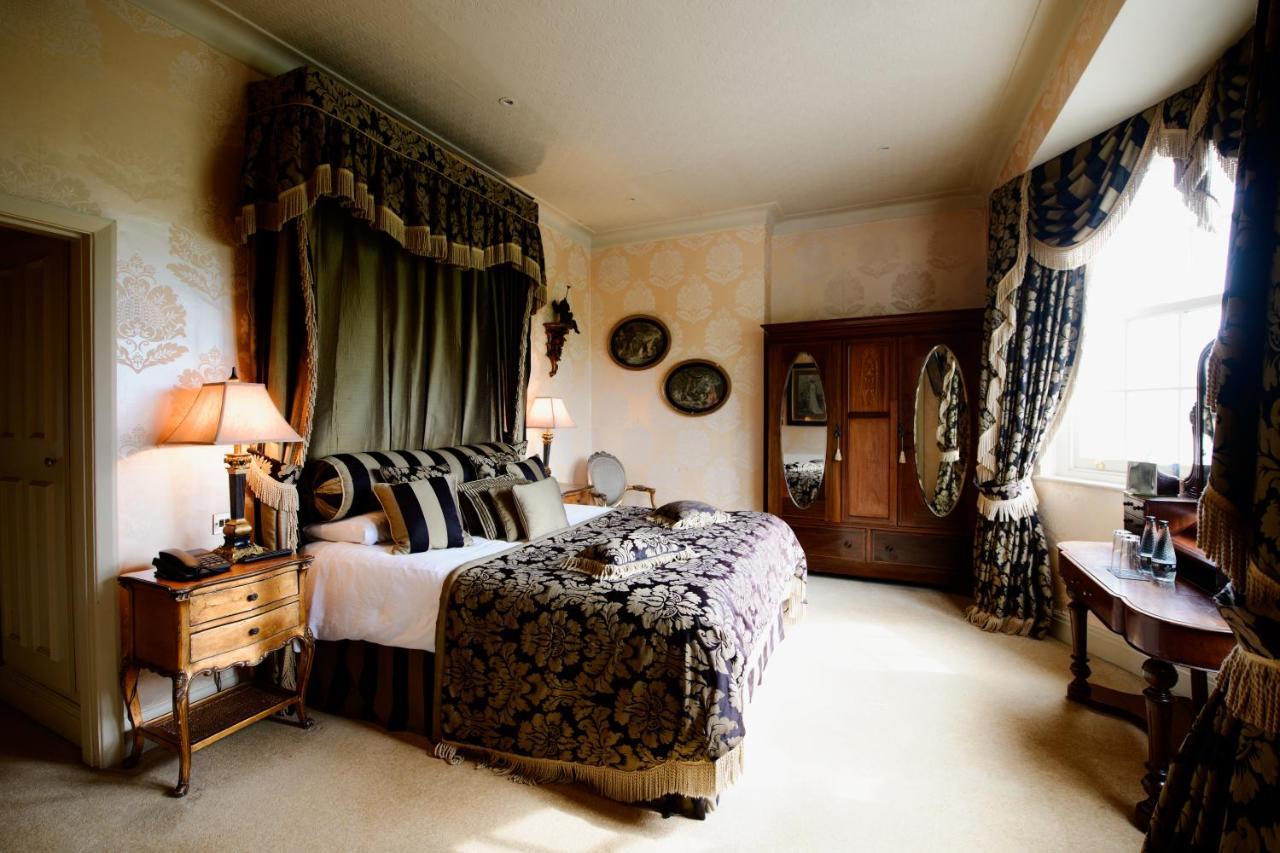 Ye Olde Bell Hotel & Spa Retford Esterno foto