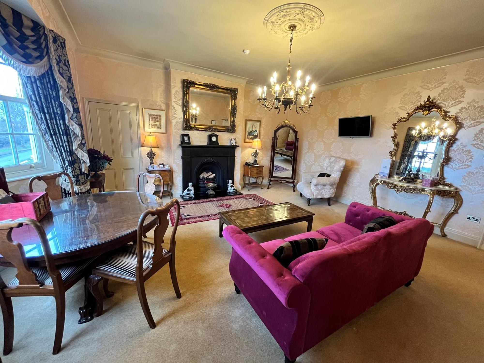 Ye Olde Bell Hotel & Spa Retford Esterno foto