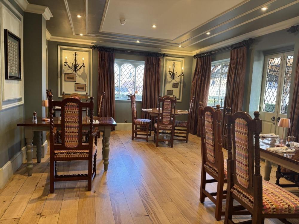 Ye Olde Bell Hotel & Spa Retford Esterno foto