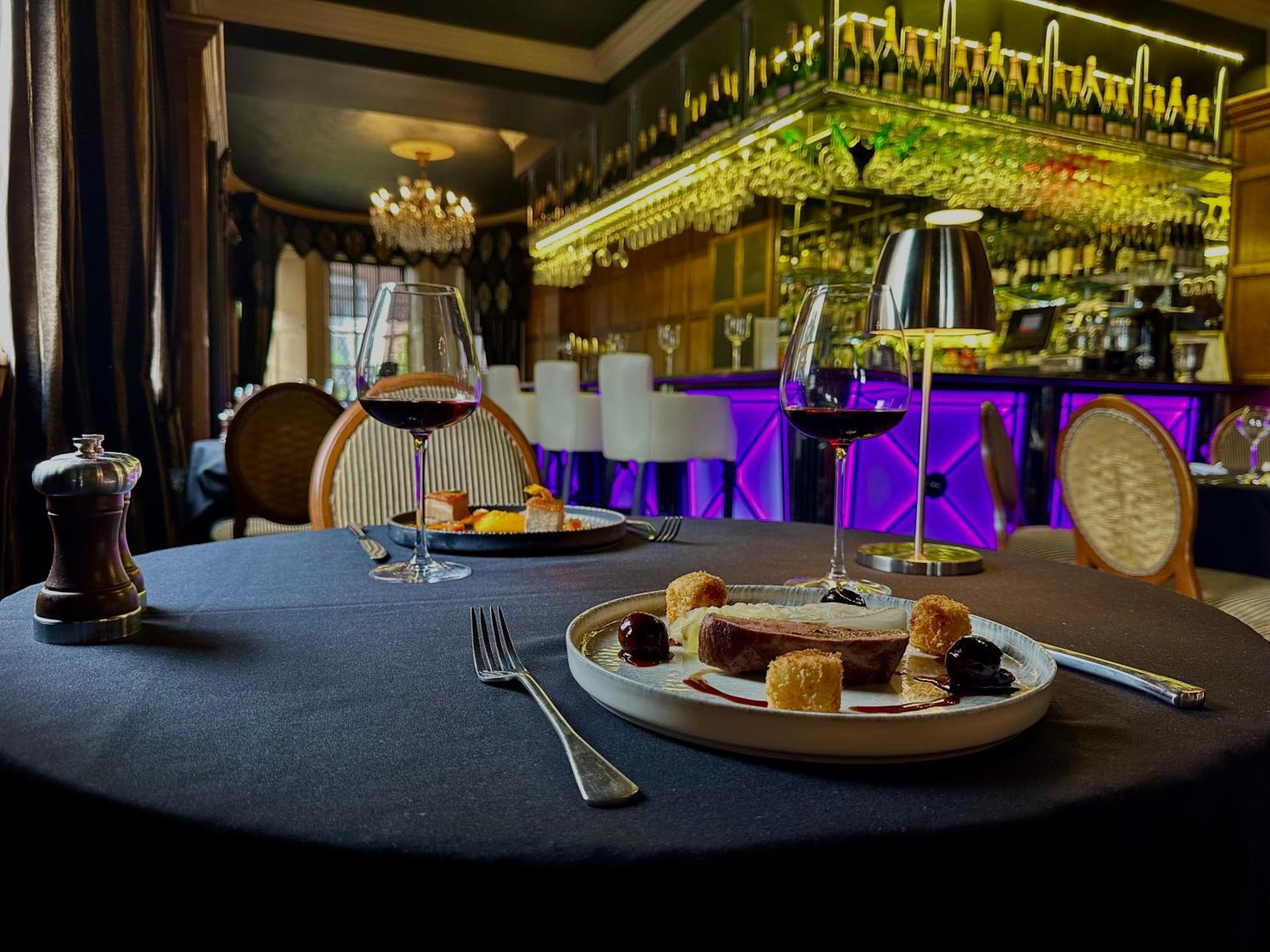 Ye Olde Bell Hotel & Spa Retford Esterno foto
